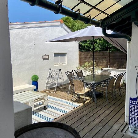 Agreable Maison De Ville Avec Une Belle Terrasse Anglet Exterior foto
