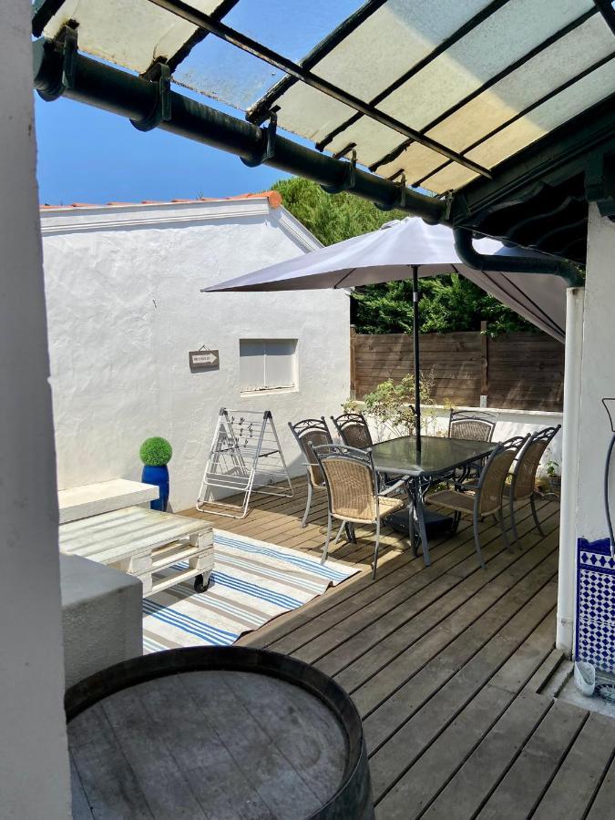 Agreable Maison De Ville Avec Une Belle Terrasse Anglet Exterior foto