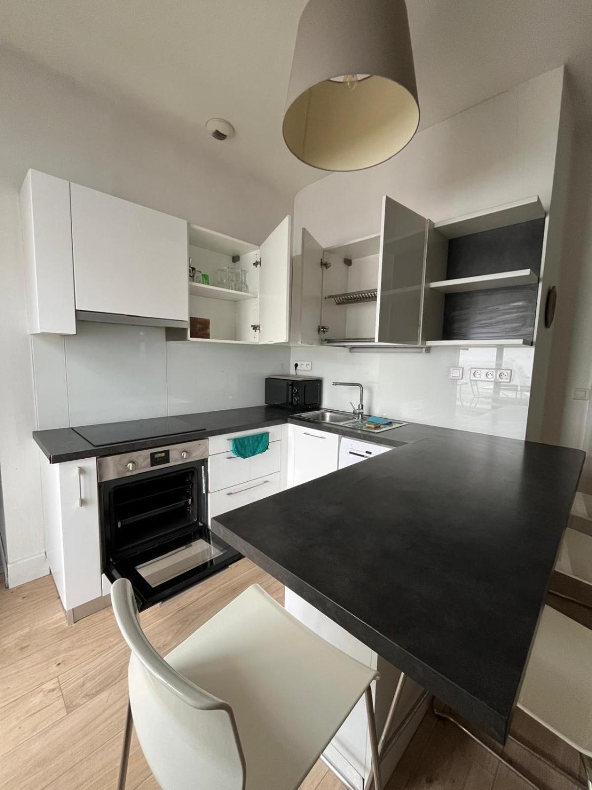 Agreable Maison De Ville Avec Une Belle Terrasse Anglet Exterior foto