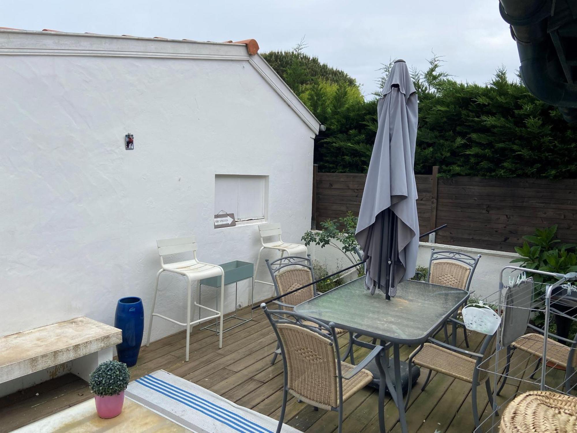 Agreable Maison De Ville Avec Une Belle Terrasse Anglet Exterior foto